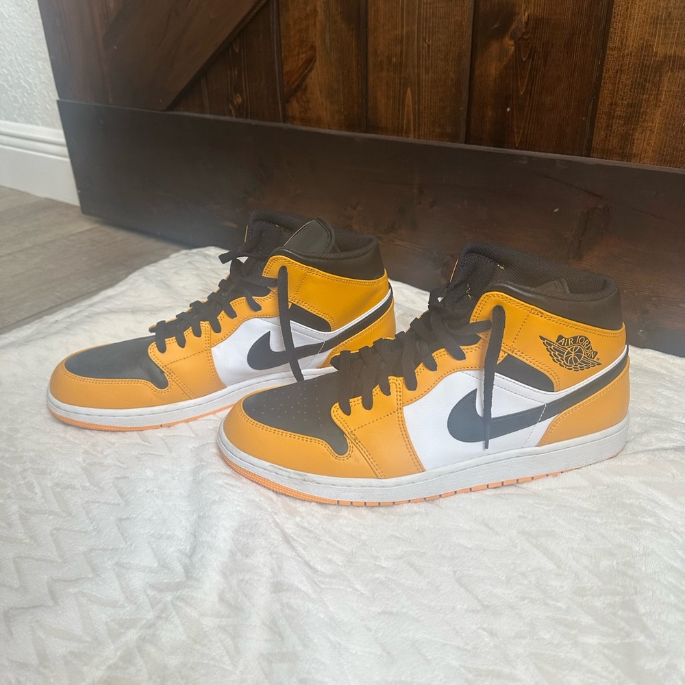 Nike High-Top Sneakers in Yellow, Black, and White. Great used condition!